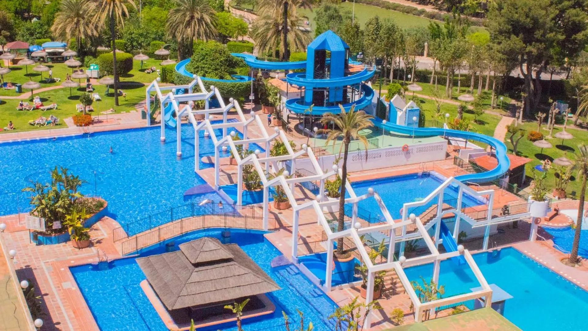 Benal Beach Apartment With Sunny Terrace And Water Park Benalmadena