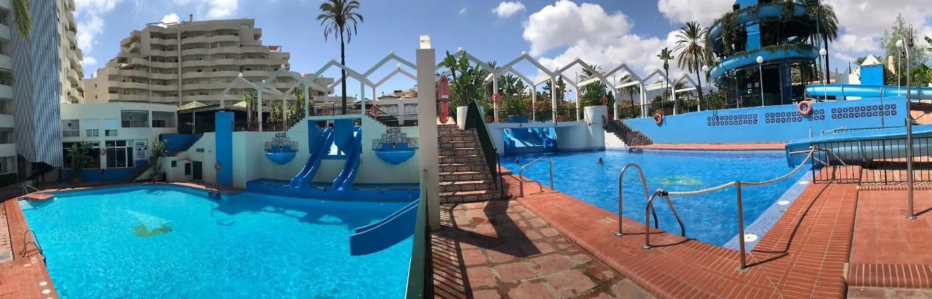 Benal Beach Apartment With Sunny Terrace And Water Park Benalmadena 0*,  Spain