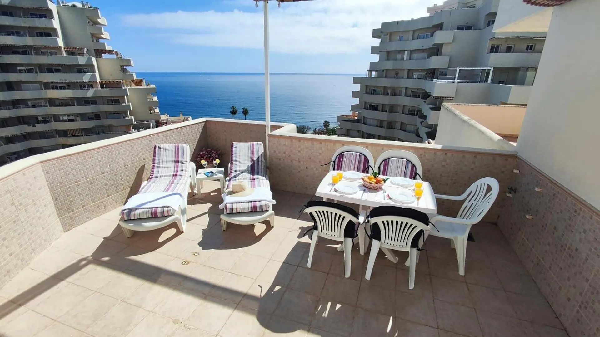 Benal Beach Apartment With Sunny Terrace And Water Park Benalmadena 0*,