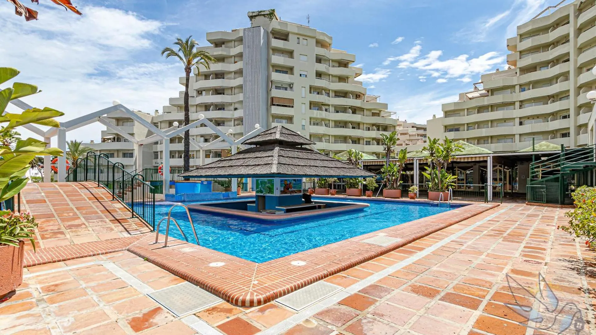 Benal Beach Apartment With Sunny Terrace And Water Park Benalmadena Spain