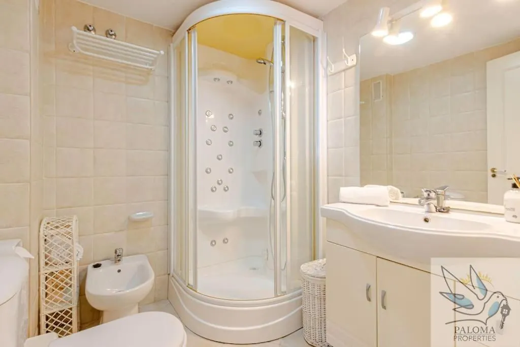 Benal Beach Apartment With Sunny Terrace And Water Park Benalmadena